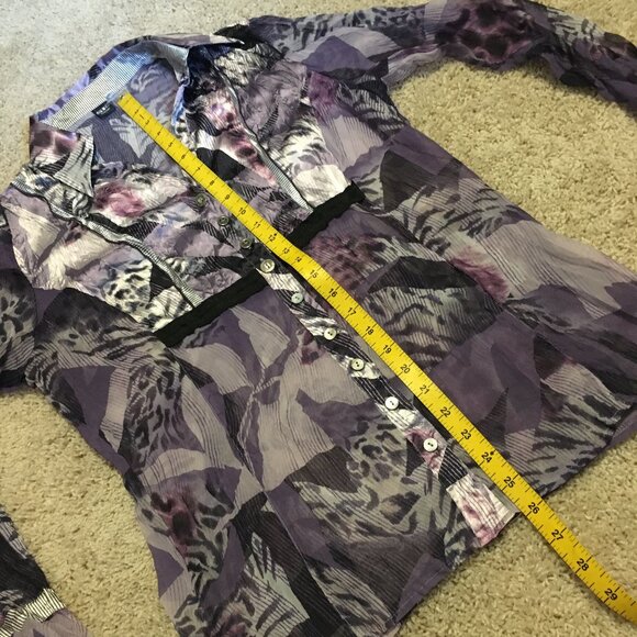 SE Stenau Purple Whimsigoth Floral & Animal Print Button Down Shirt - Picture 15 of 16